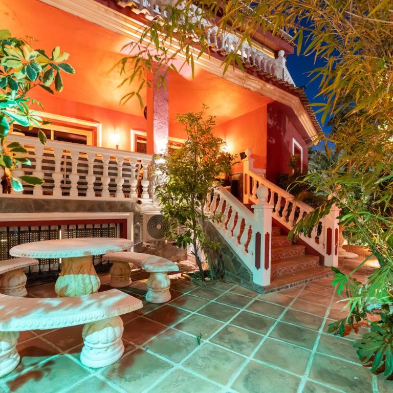 Majestic Villa by the Beach Heated Private Pool & Jacuzzi - Villa with Sea View - 44