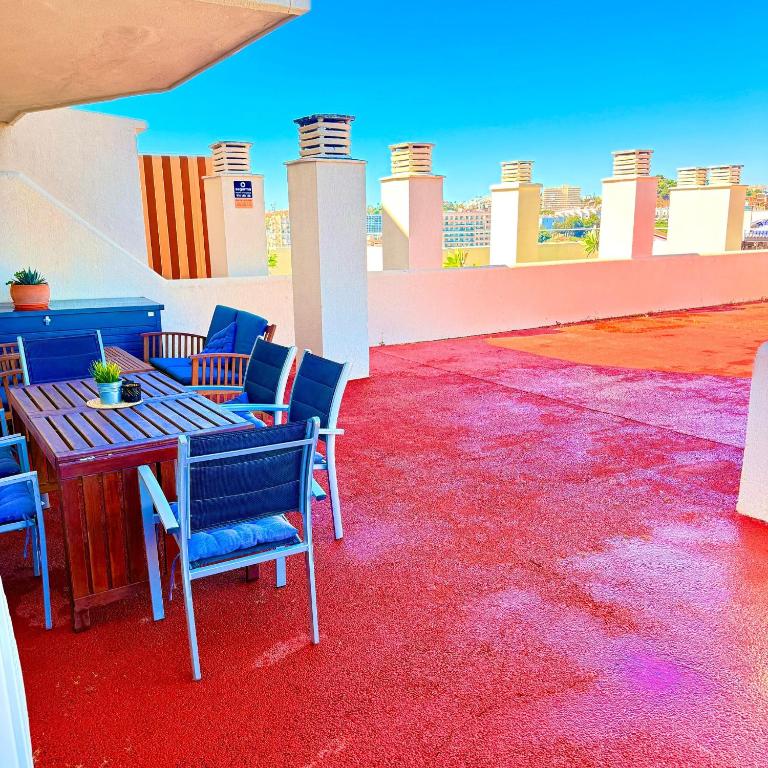 Apartment Large Terrace Sea & Mountain Benalbeach - Apartamento con terraza - 24