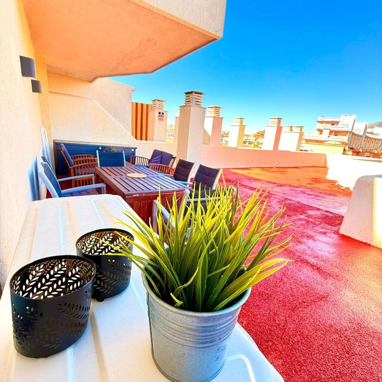 Apartment Large Terrace Sea & Mountain Benalbeach - Apartamento con terraza - 21