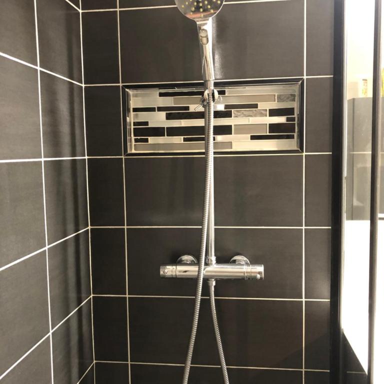 Bel appartement à Juan Les Pins, à 700 m des plages et proche du vieil Antibes - Appartement 1 Chambre - 13