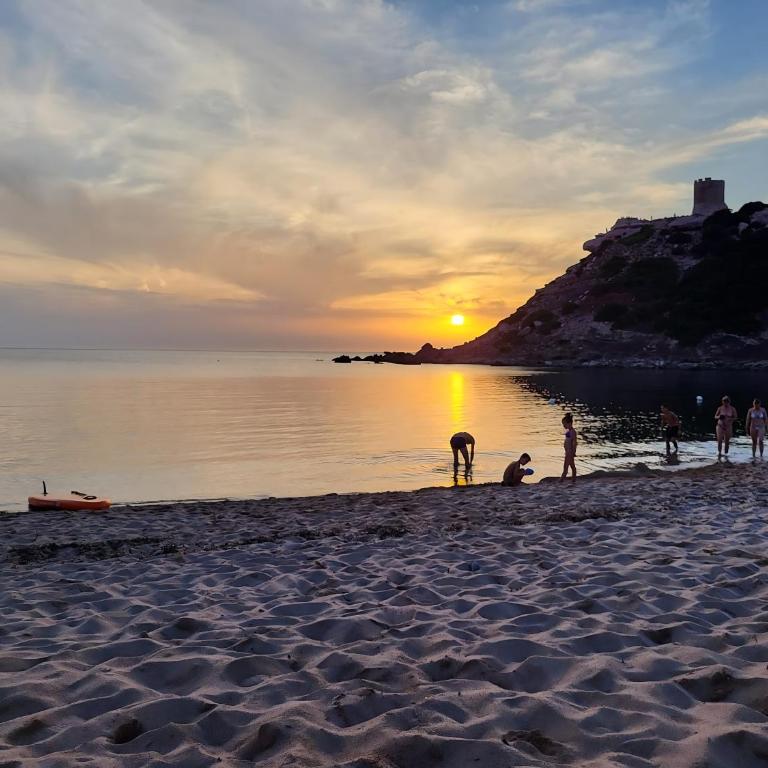 Seaside Escape to Alghero in Sardinia - Two-Bedroom House - 39