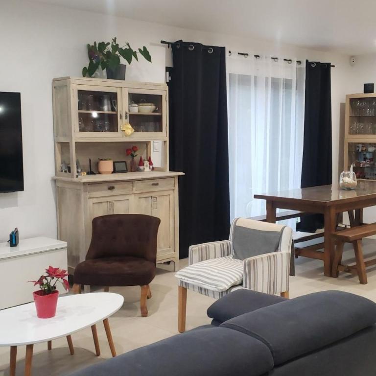 NOELIA Maison familiale 120m2 à 300m de la plage de bonne source - Ferienhaus mit 4 Zimmern - 8