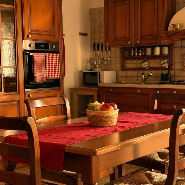Dimora Barbara - Appartamento con 2 Camere da Letto e Balcone - 3