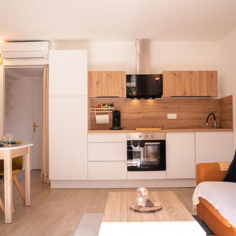 Élégant T3 proche du cœur de Sanary - Apartment mit 2 Schlafzimmern - 8