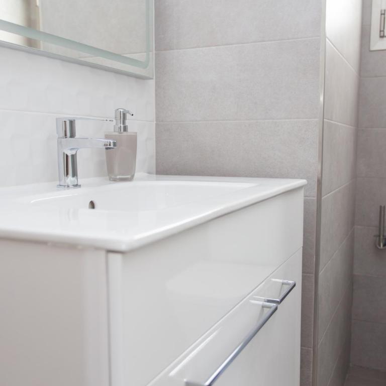 Monlar Ruzafa - Two-Bedroom Apartment - 8