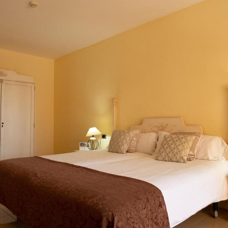 Grand Muthu Golf Plaza Hotel & Spa - Habitación Familiar (4 adultos) - 1