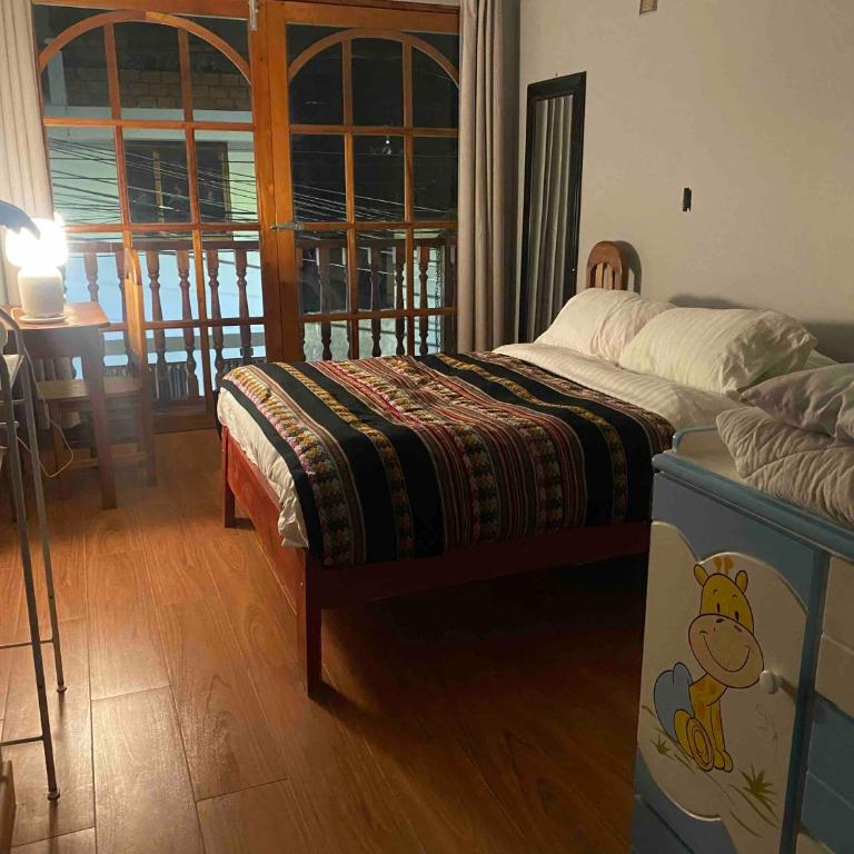 Attic Hotel - Deluxe Double Room with Balcony - 10