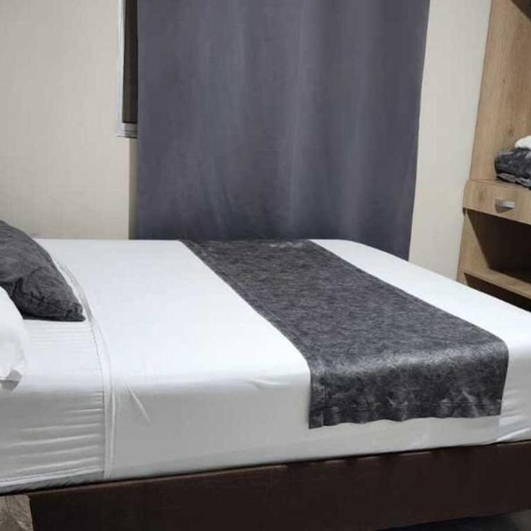 Hotel Distrito Unicentro - Habitación Doble Estándar - 6
