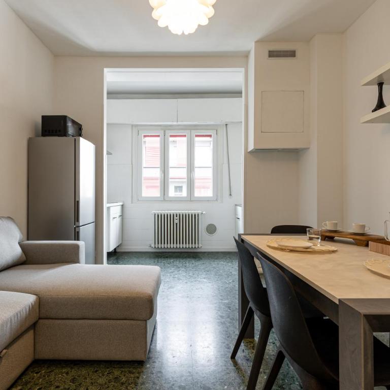 BePlace Apartments in Porta Garibaldi - Appartamento con 2 Camere da Letto e Vista Città - 4