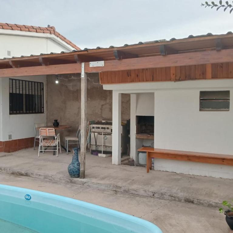 Casa con pileta privada en Villa Corlas Paz - Cerca del lago - Casa de 2 dormitorios - 9