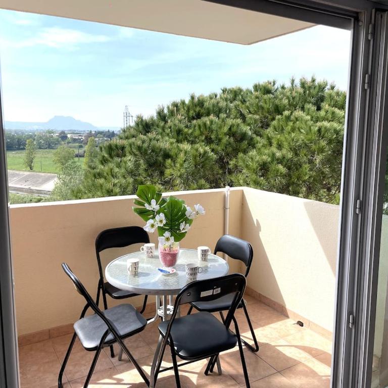 T3 avec balcon 5 couchages - Apartamento de 2 dormitorios - 5