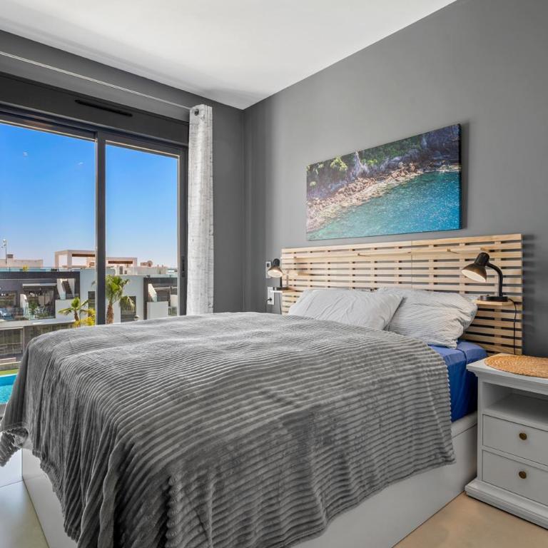 Luxury Penthouse with private Rooftop Terrace, Pool, Punta Prima, Torrevieja - Two-Bedroom Apartment - 5