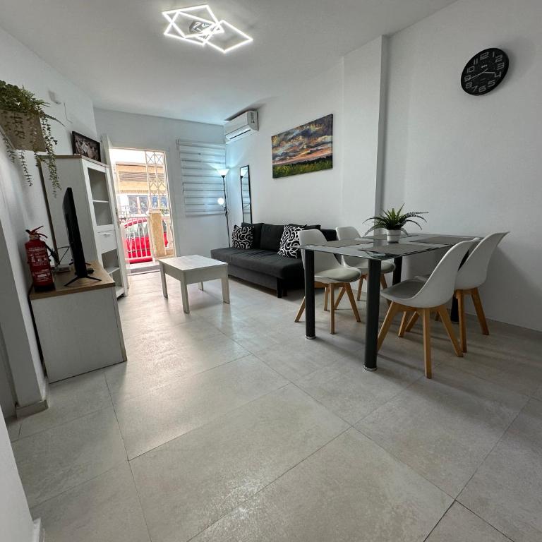 Comfortable 1 bedroom apartment in Torrevieja - Apartamento de 1 dormitorio - 11