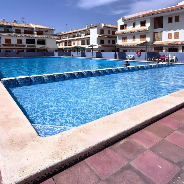 Apartamento ideal de 2 dormitorios con piscina y a 350 m de la playa - Apartamento de 2 dormitorios - Frente al océano - 6