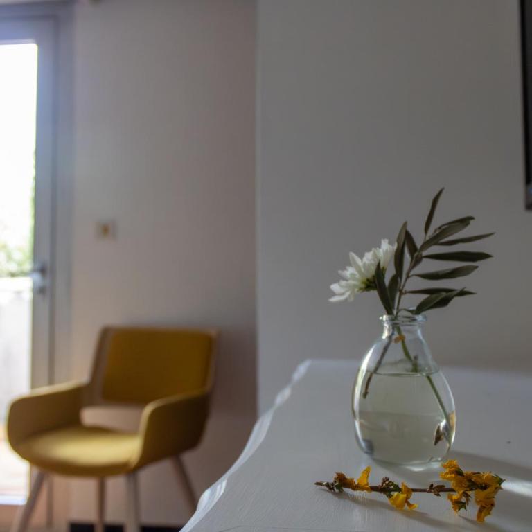 GOLF CLUB D'UZES - Chambre Double - Vue sur Jardin - 11