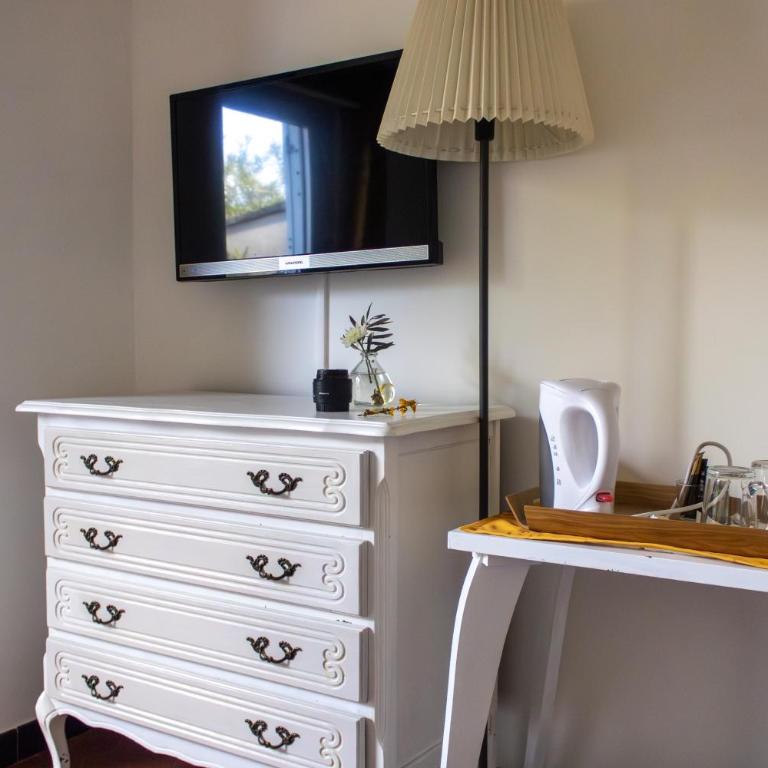 GOLF CLUB D'UZES - Chambre Double - Vue sur Jardin - 9