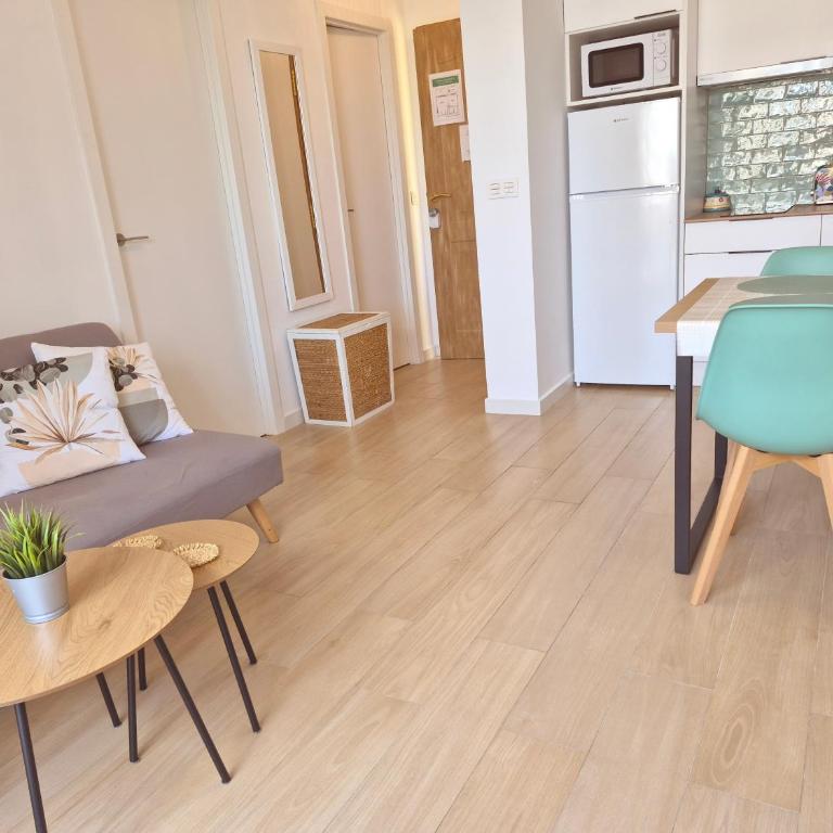 Aguamarina apartment - Relax by the sea - One-Bedroom Apartment - 7
