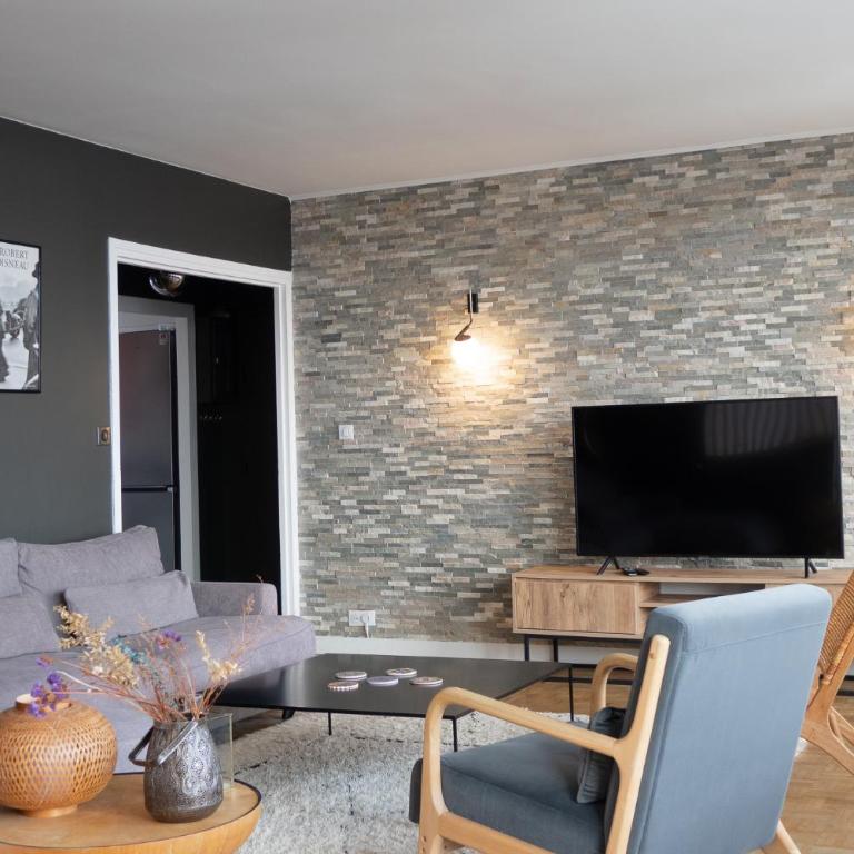 Orléans proche bord de Loire - Appartement 2 chambres avec grand balcon - Le Panoramique Orléanais - Two-Bedroom Apartment - 3