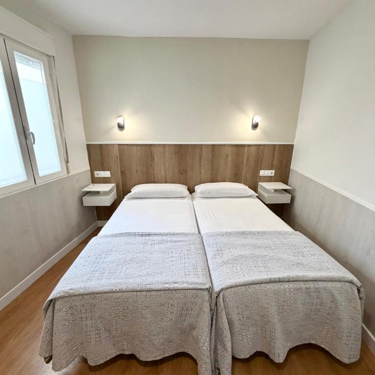 Apartamentos Mayor Centro - Three-Bedroom Apartment with Terrace - 17