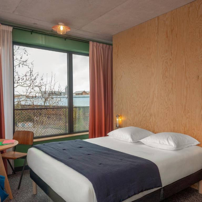 Eklo Hotels Nantes Centre - Île de Nantes - Chambre Quadruple Classique - 4