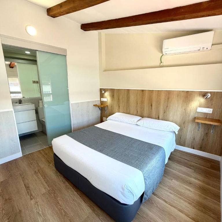 Apartamentos Mayor Centro - Three-Bedroom Apartment with Terrace - 12