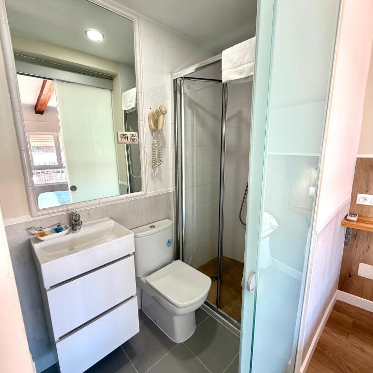 Apartamentos Mayor Centro - Three-Bedroom Apartment with Terrace - 11