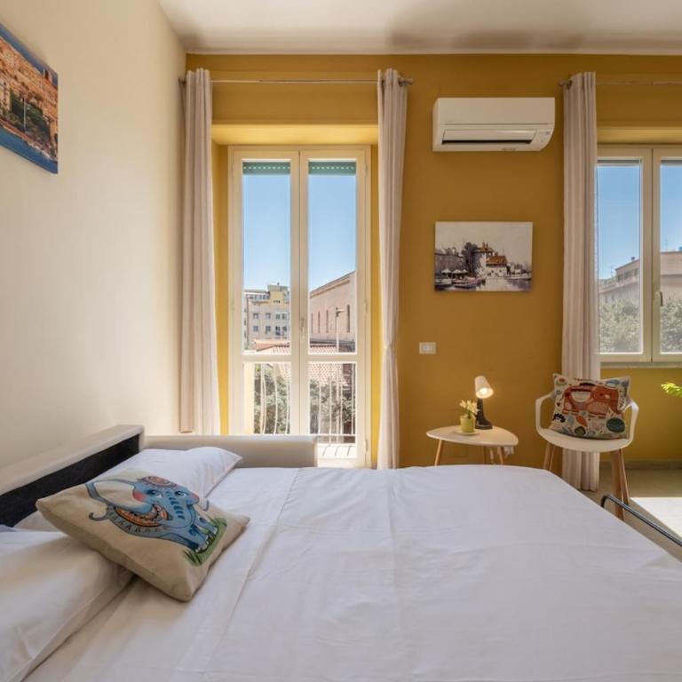 Bright apartment in the city center - Spacious & cozy - Appartamento con 2 Camere da Letto e Balcone - 15