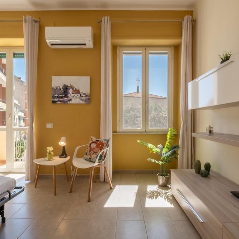Bright apartment in the city center - Spacious & cozy - Appartamento con 2 Camere da Letto e Balcone - 16