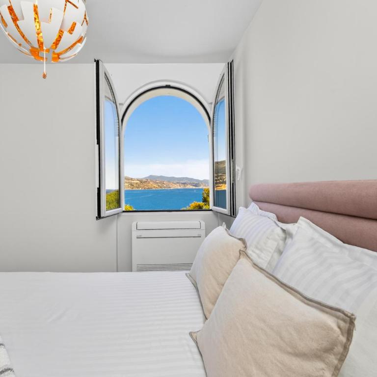 LE PAVILLON SISSI - Sublime logement-Vue mer extraordinaire-Roquebrune - Appartement 2 Chambres avec Balcon et Vue sur la Mer - 39