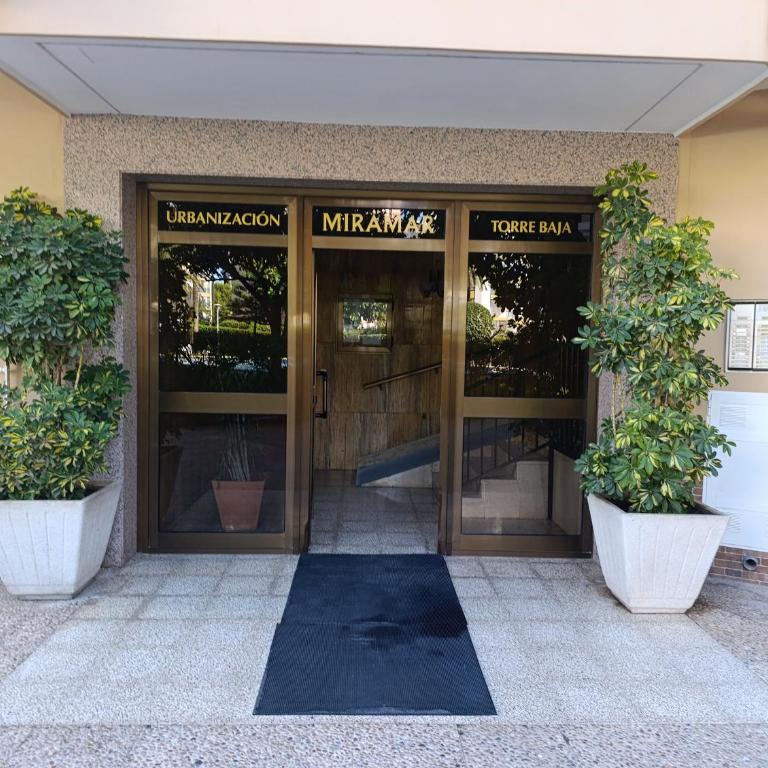 Miramar al Lado de la Playa - One-Bedroom Apartment - 42