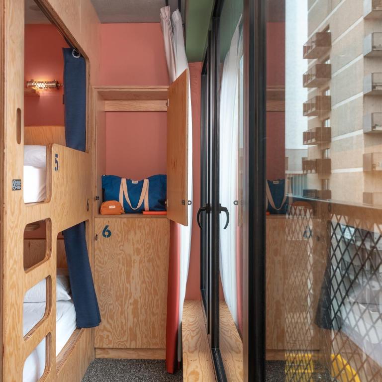 Eklo Hotels Nantes Centre - Île de Nantes - Dortoir Mixte de 4 Lits - 5