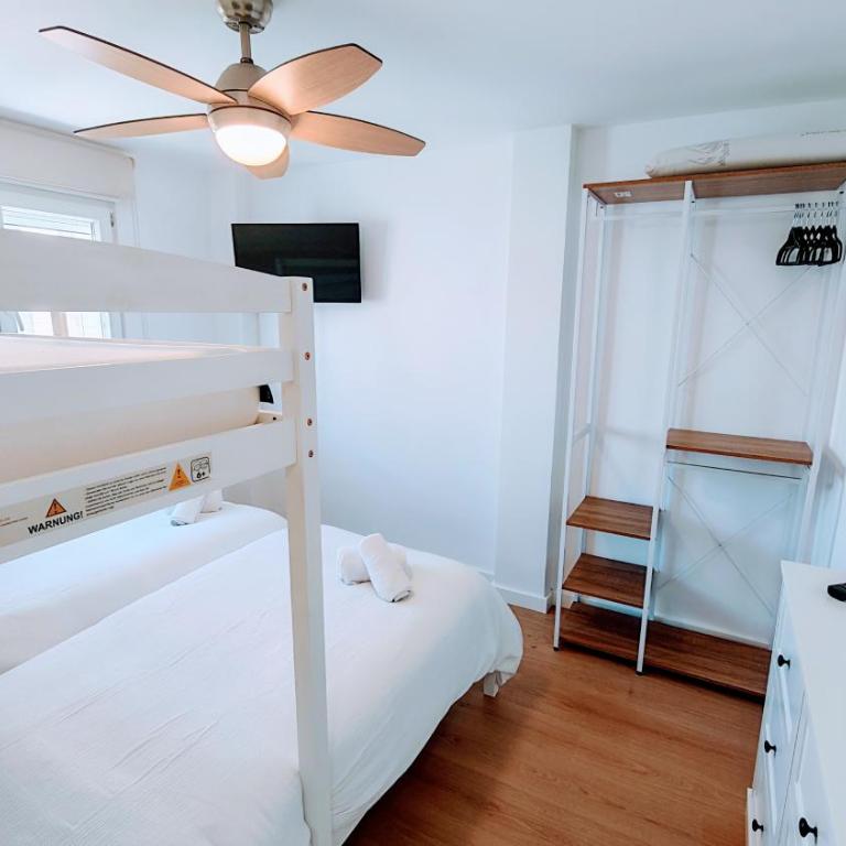 Ocean III Benidorm - Two-Bedroom Apartment - 4