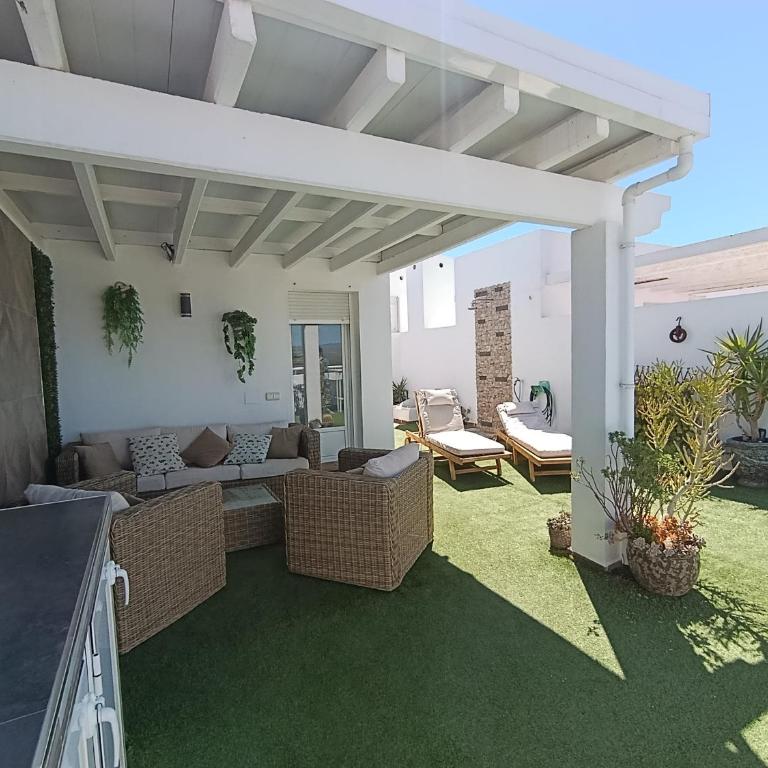 LAS MIMOSAS De PUERTO REY con PISCINA, TERRAZA Y BARBACOA - Apartamento de 1 dormitorio - 2