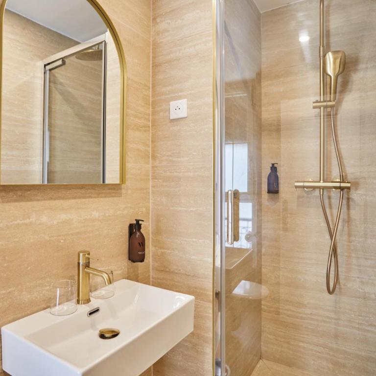 Hôtel Eiffel Rive Gauche - Dreibettzimmer (3 Personen) - 2