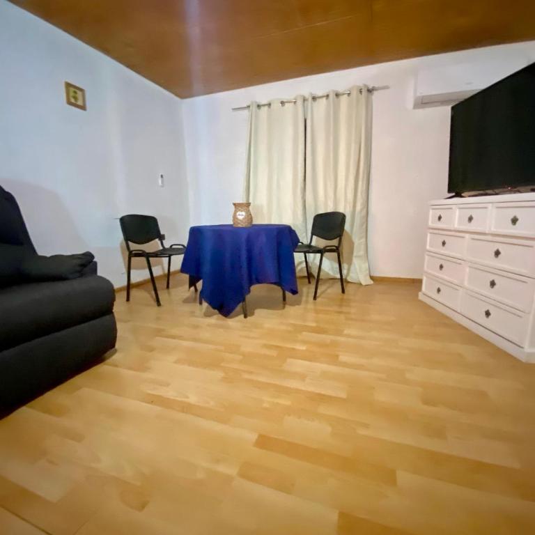 Refugio Escondido - One-Bedroom House - 8