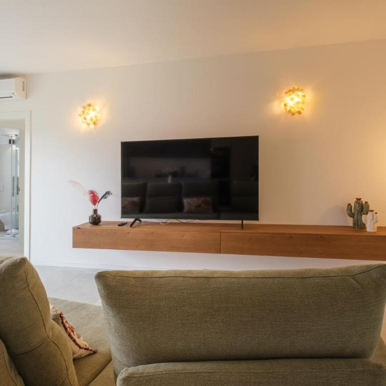 Casa dell'Avvocato by Studio Vita - Free Garage - Appartamento con 2 Camere da Letto - 20