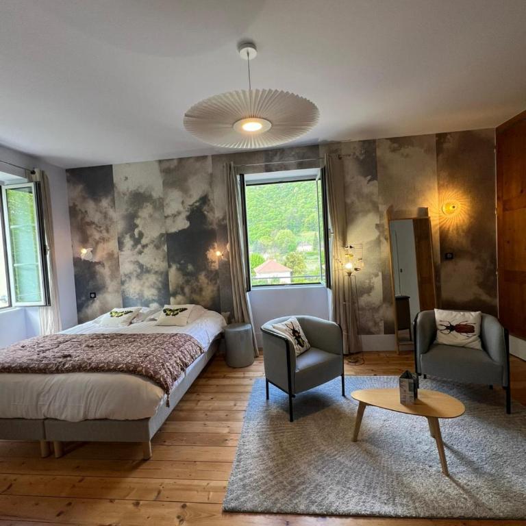 Domaine Clairfontaine Noyarey - Suites Junior - Chambre Double ou Lits Jumeaux - Vue sur Montagnes - 8