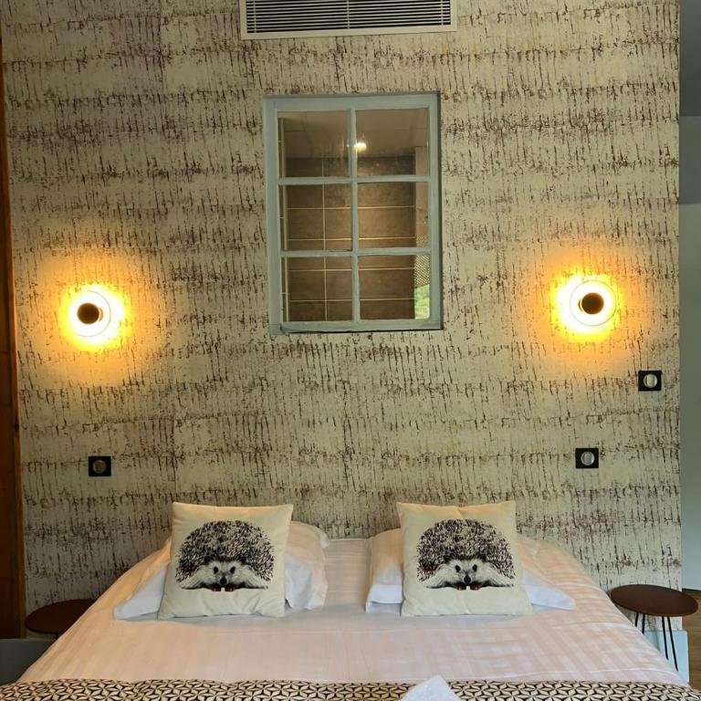 Domaine Clairfontaine Noyarey - Suites Junior - Chambre Lits Jumeaux - Vue sur Montagne - 6