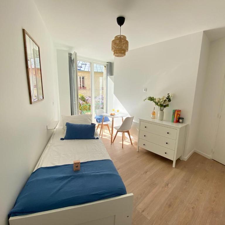New 913 Apartment Josephine- Cosy Apartment Paris Center - Studio - 1
