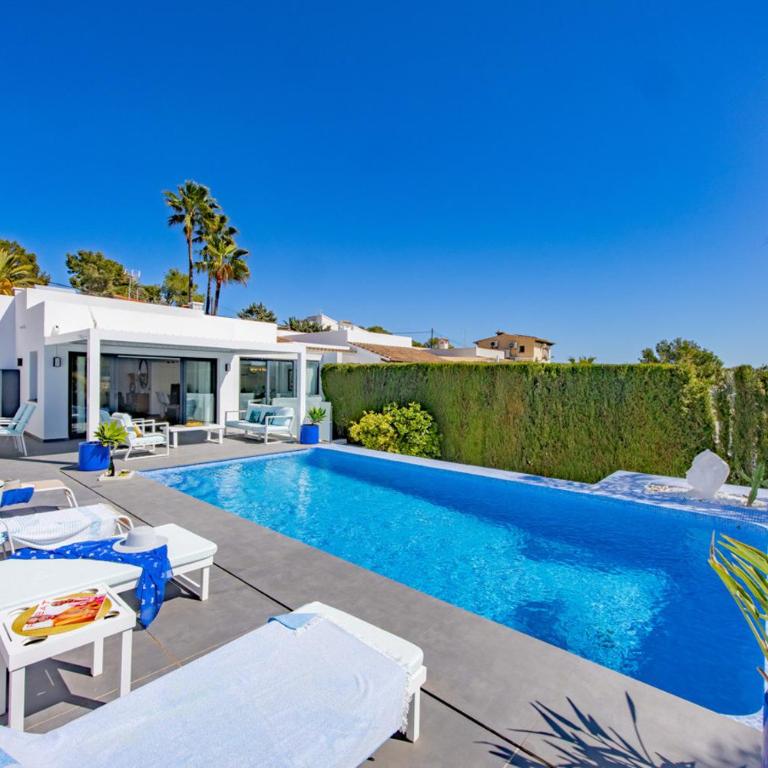 Villa Nits - Plusholidays - Deluxe Villa - 1