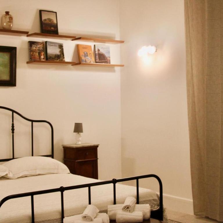Le Suite Vintage del Corso - Deluxe Double Room with Balcony - 1