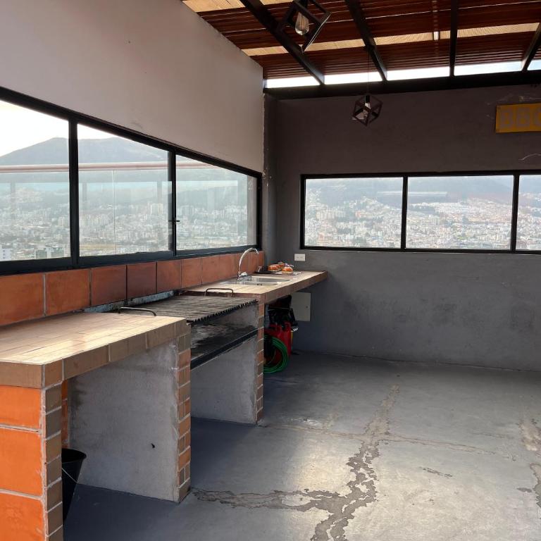 Suite con Vista Panorámica, Gym, Parqueo, Zona Top Quito - Two-Bedroom Apartment - 21
