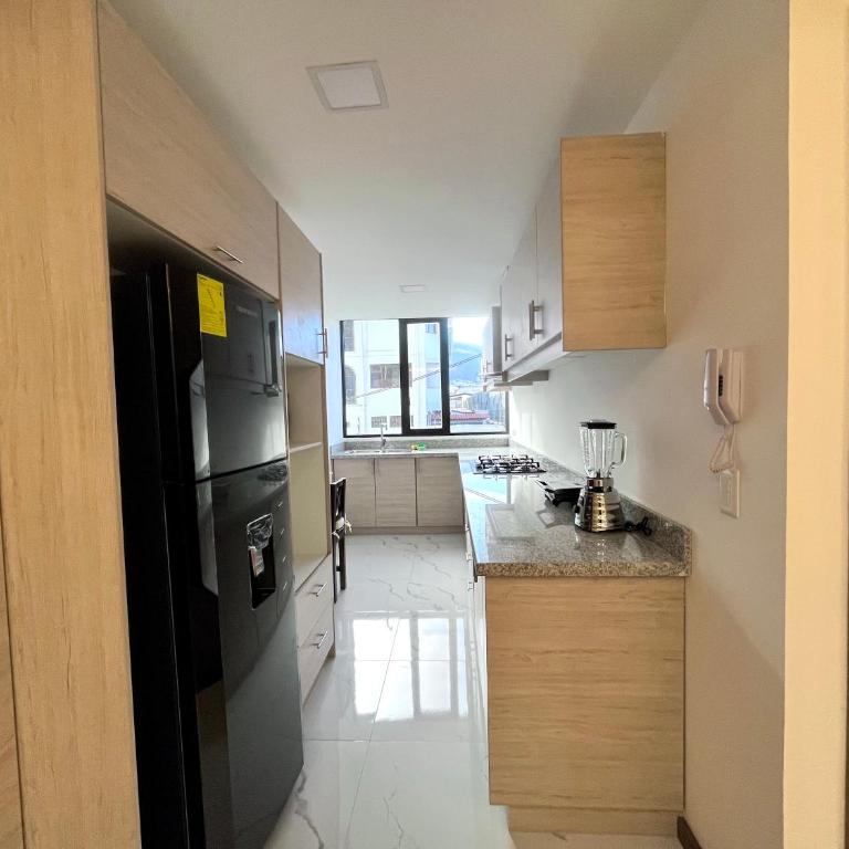 Suite con Vista Panorámica, Gym, Parqueo, Zona Top Quito - Two-Bedroom Apartment - 10