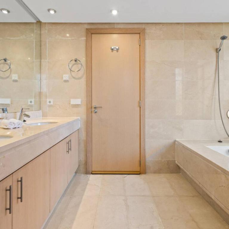 Relaxing Apartment in Bel-Air with Shared Pool - Minutes from the Beach - Apartamento - 11