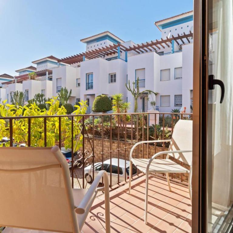 Relaxing Apartment in Bel-Air with Shared Pool - Minutes from the Beach - Apartamento - 17