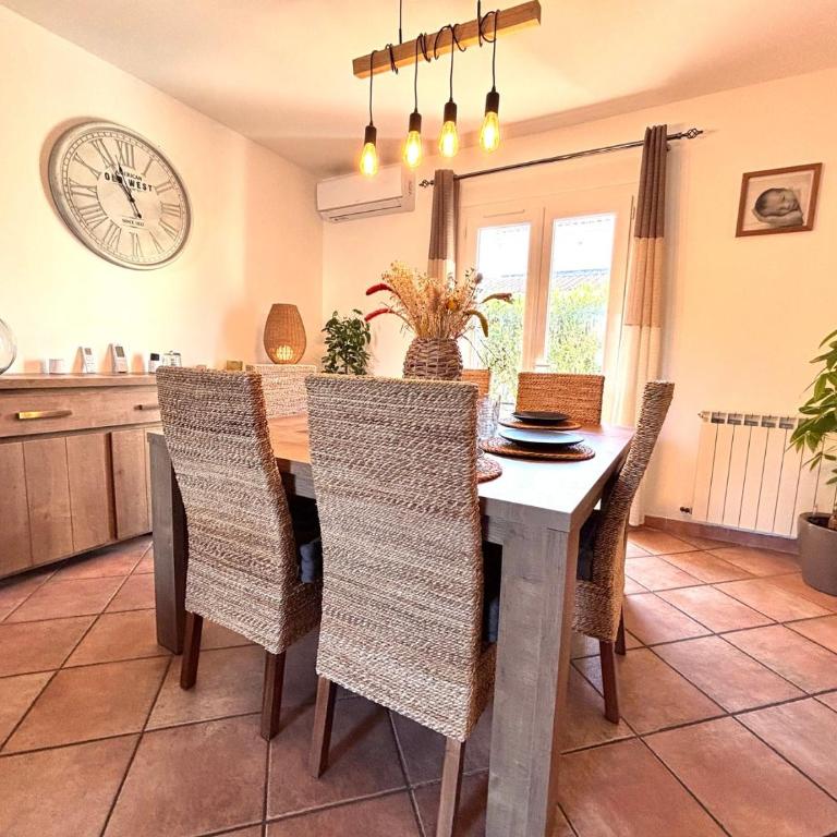 La Bulle des Sablettes, Maison avec Jacuzzi, Jardin & Mer à pied - Maison 2 Chambres - 4
