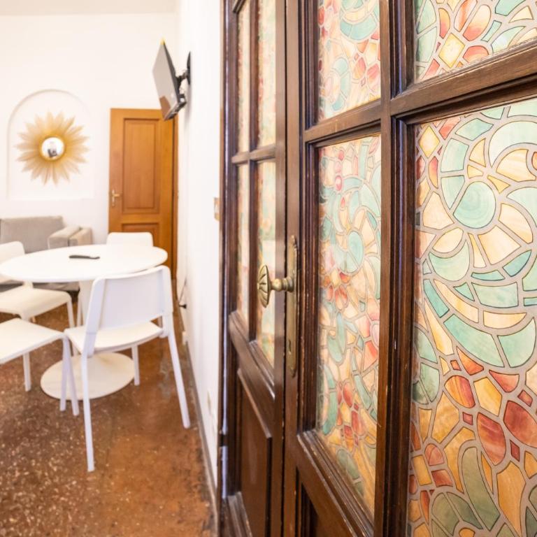 Realkasa Musei Apartment - Two-Bedroom Apartment - 13