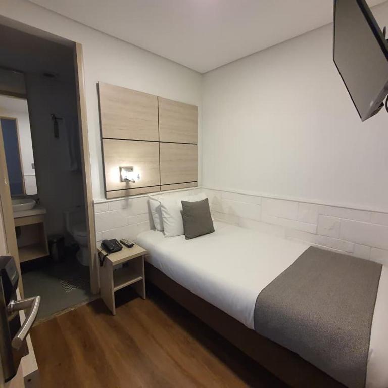 Hotel Bogota Urb - Habitación Individual - 3
