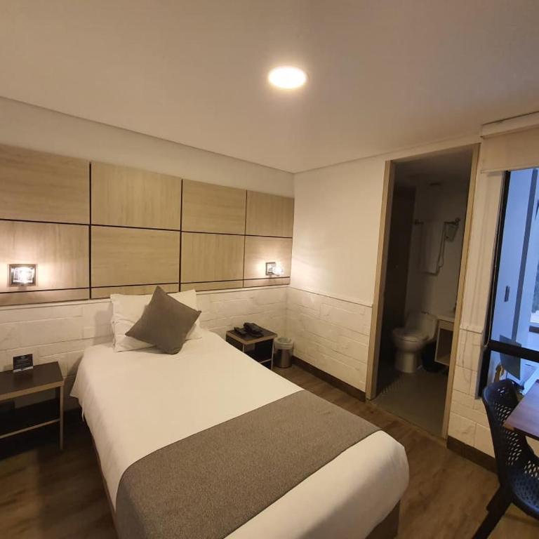 Hotel Bogota Urb - Habitación Individual - 5