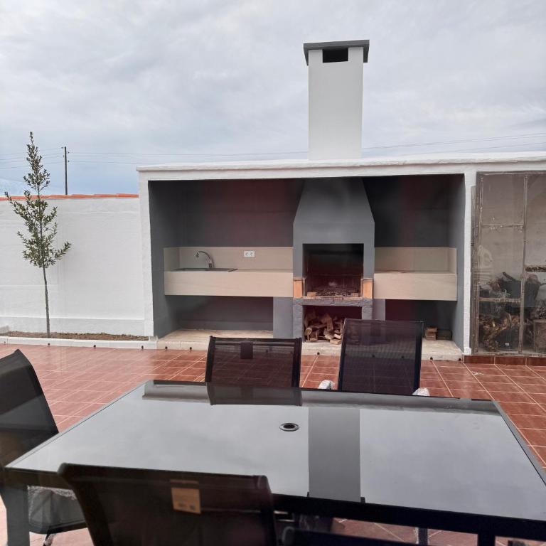 Casa Benicasim - Three-Bedroom House - 14